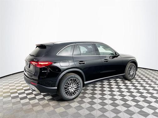 2025 Mercedes-Benz GLC 300 Base 4MATIC