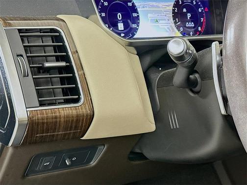2021 Land Rover Range Rover Sport HSE Silver Edition