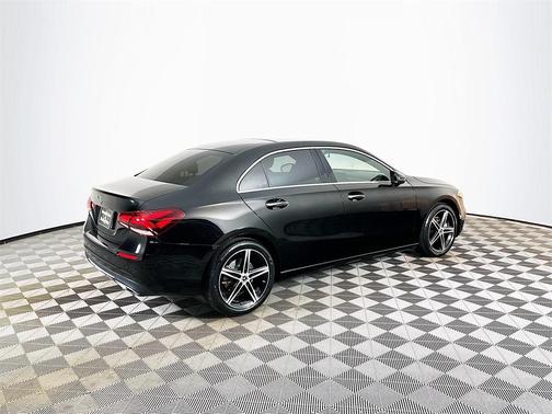 2022 Mercedes-Benz A-Class A 220 4MATIC