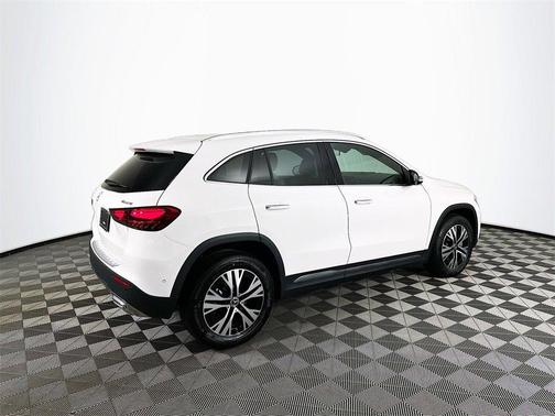 2025 Mercedes-Benz GLA 250 Base 4MATIC