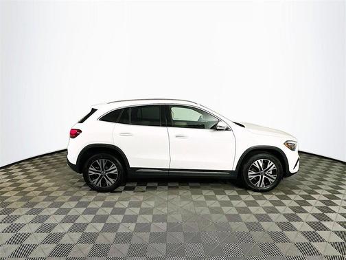 2025 Mercedes-Benz GLA 250 Base 4MATIC