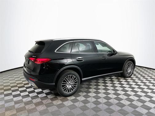 2025 Mercedes-Benz GLC 300 Base 4MATIC