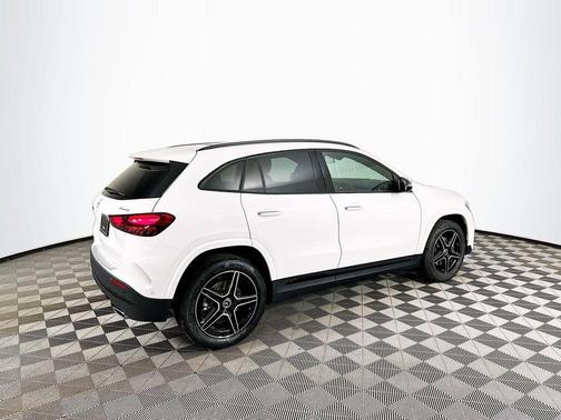 2026 Mercedes-Benz GLA 250 Base 4MATIC
