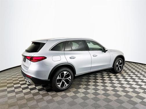 2025 Mercedes-Benz GLC 350e Base 4MATIC