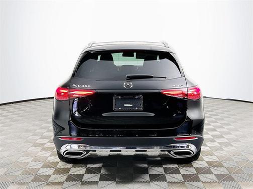 2025 Mercedes-Benz GLC 300 Base 4MATIC