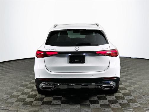 2025 Mercedes-Benz GLC 300 Base 4MATIC
