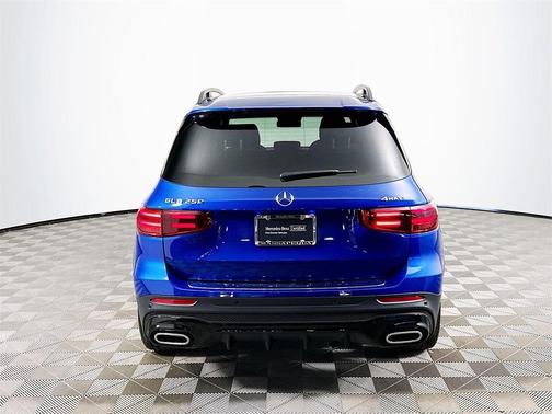 2024 Mercedes-Benz GLB 250 Base 4MATIC