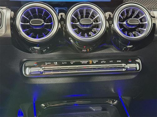 2024 Mercedes-Benz GLB 250 Base 4MATIC