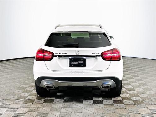 2020 Mercedes-Benz GLA 250 Base 4MATIC