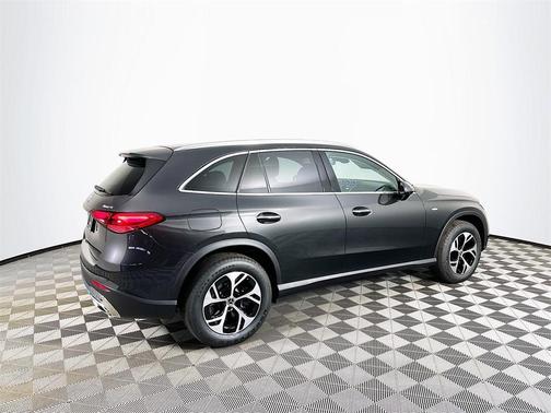 2025 Mercedes-Benz GLC 350e Base 4MATIC