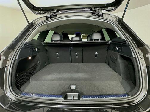2025 Mercedes-Benz GLC 350e Base 4MATIC