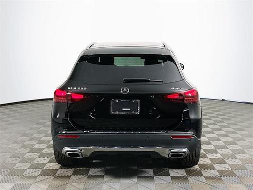 2026 Mercedes-Benz GLA 250 Base 4MATIC
