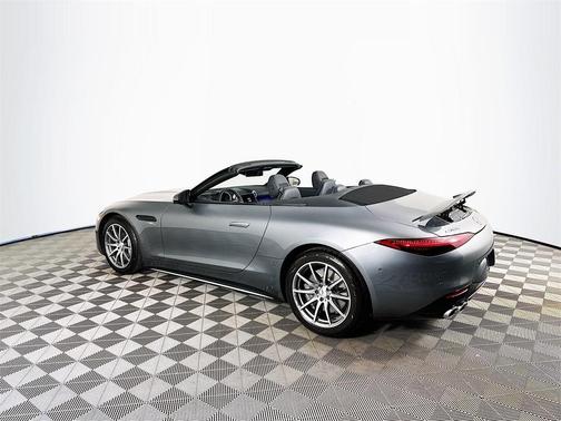 2023 Mercedes-Benz AMG SL 43 Base