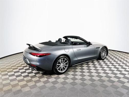 2023 Mercedes-Benz AMG SL 43 Base