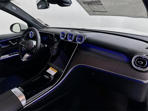 2025 Mercedes-Benz GLC 350e Base 4MATIC