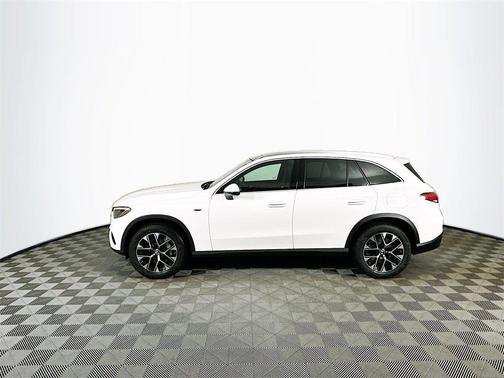 2025 Mercedes-Benz GLC 350e Base 4MATIC