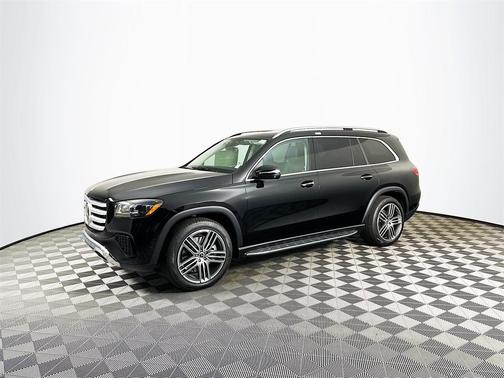 2026 Mercedes-Benz GLS 450 