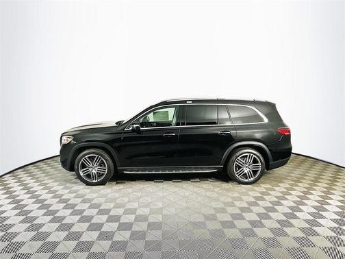 2026 Mercedes-Benz GLS 450 