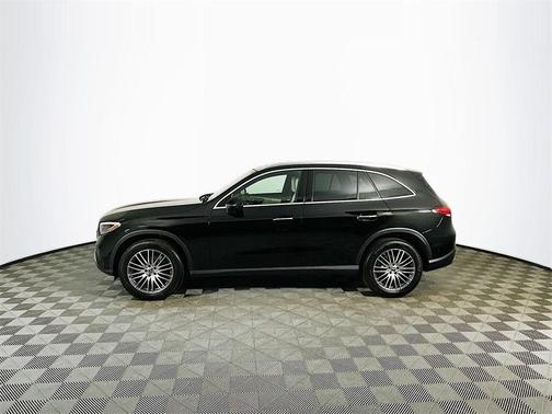 2025 Mercedes-Benz GLC 300 Base 4MATIC