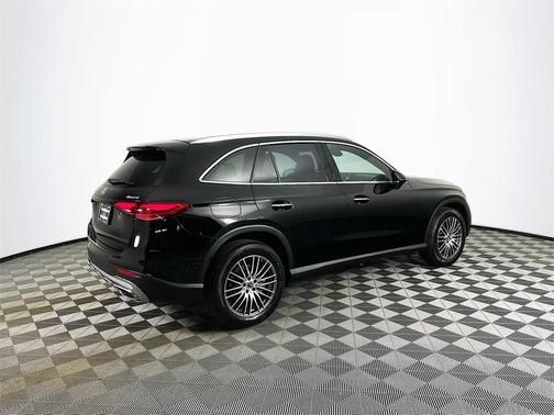 2025 Mercedes-Benz GLC 300 Base 4MATIC