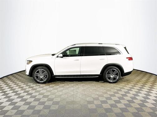 2026 Mercedes-Benz GLS 450 4MATIC