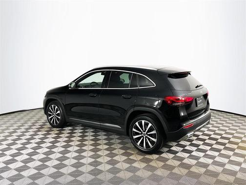 2022 Mercedes-Benz GLA 250 Base 4MATIC