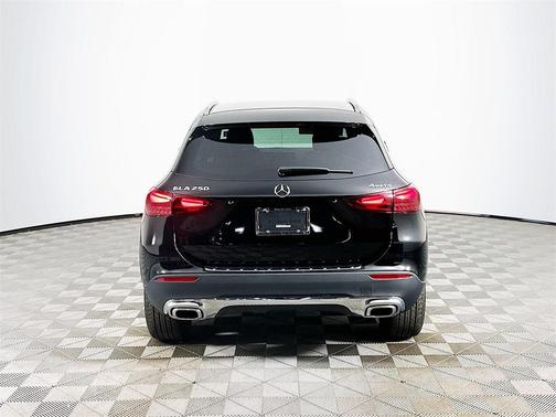 2026 Mercedes-Benz GLA 250 Base 4MATIC