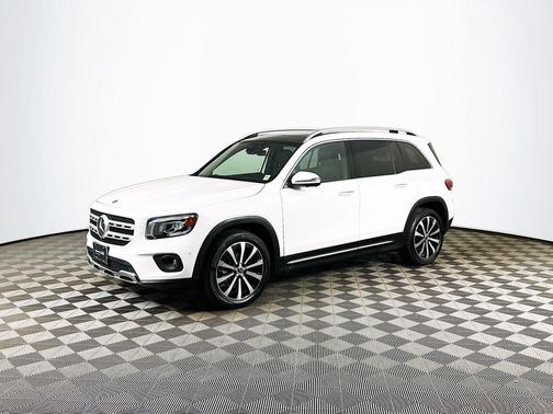 White 2022 Mercedes-Benz GLB 250 Base 4MATIC