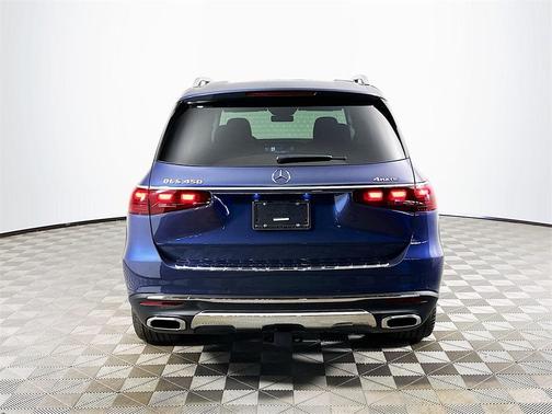 2026 Mercedes-Benz GLS 450