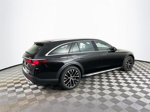 2025 Mercedes-Benz E-Class E 450 4MATIC