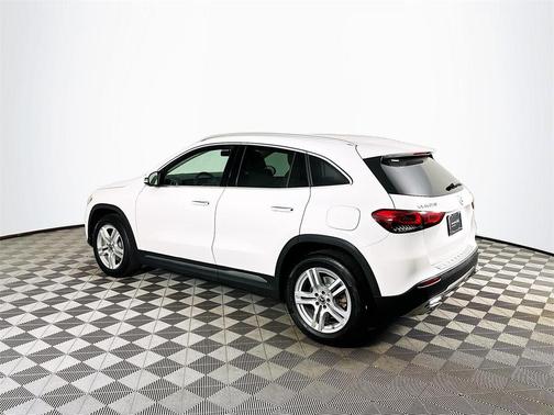 2023 Mercedes-Benz GLA 250 Base 4MATIC