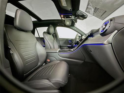2025 Mercedes-Benz GLC 300 Base 4MATIC