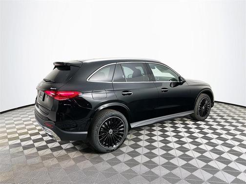 2025 Mercedes-Benz GLC 300 Base 4MATIC
