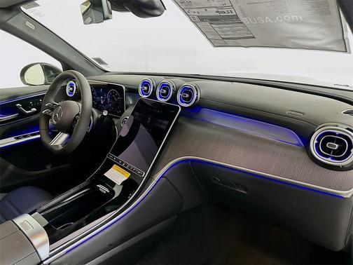 2025 Mercedes-Benz GLC 300 Base 4MATIC
