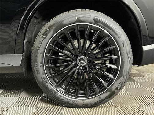 2025 Mercedes-Benz GLC 300 Base 4MATIC