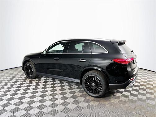 2025 Mercedes-Benz GLC 300 Base 4MATIC