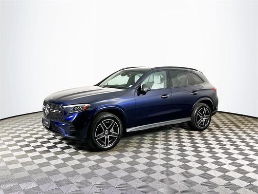 2023 Mercedes-Benz GLC 300 Base 4MATIC