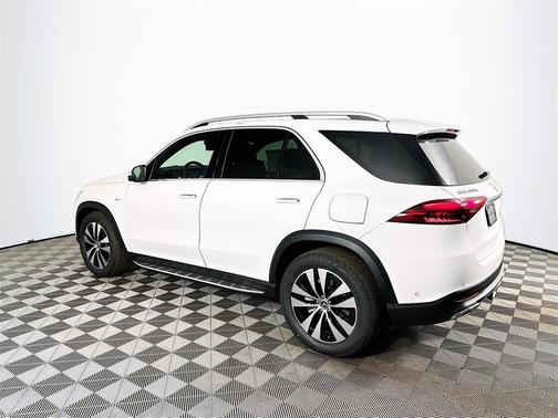 2025 Mercedes-Benz GLE 450e Base 4MATIC
