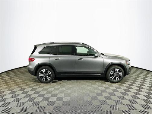 2026 Mercedes-Benz GLB 250 Base 4MATIC
