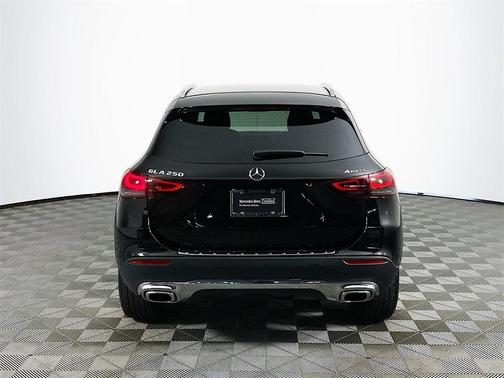2023 Mercedes-Benz GLA 250 Base 4MATIC