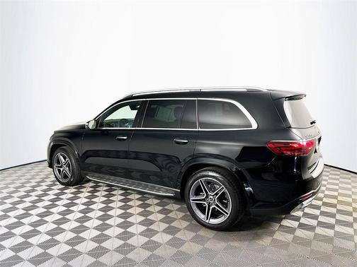 2025 Mercedes-Benz GLS 450 4MATIC