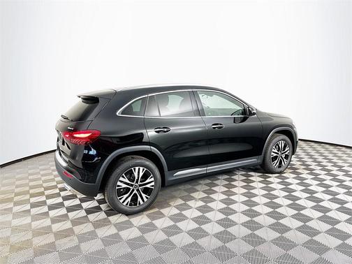 2026 Mercedes-Benz GLA 250 Base 4MATIC