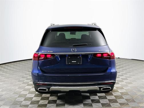 2026 Mercedes-Benz GLS 450 