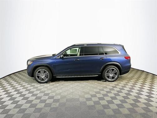 2026 Mercedes-Benz GLS 450 