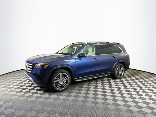 2026 Mercedes-Benz GLS 450 