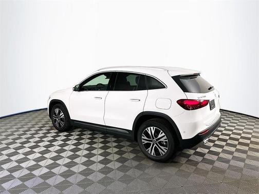2025 Mercedes-Benz GLA 250 Base 4MATIC