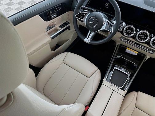 2025 Mercedes-Benz GLB 250 Base 4MATIC