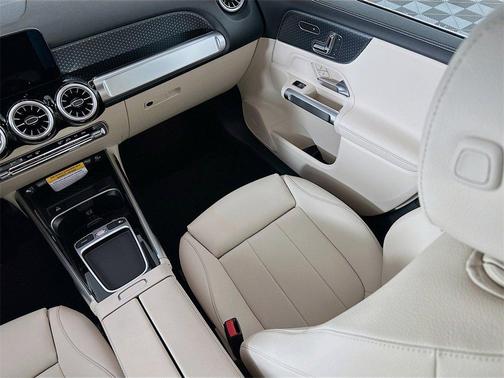 2025 Mercedes-Benz GLB 250 Base 4MATIC