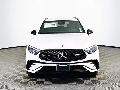 2025 Mercedes-Benz GLC 300 Base 4MATIC