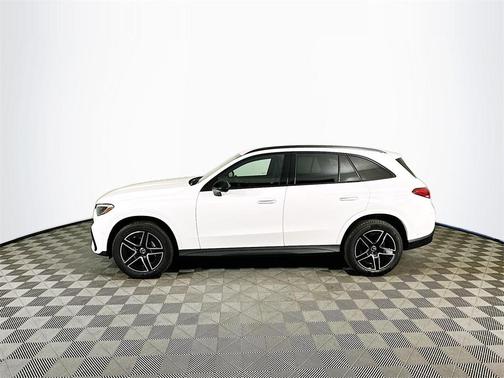 2025 Mercedes-Benz GLC 300 Base 4MATIC